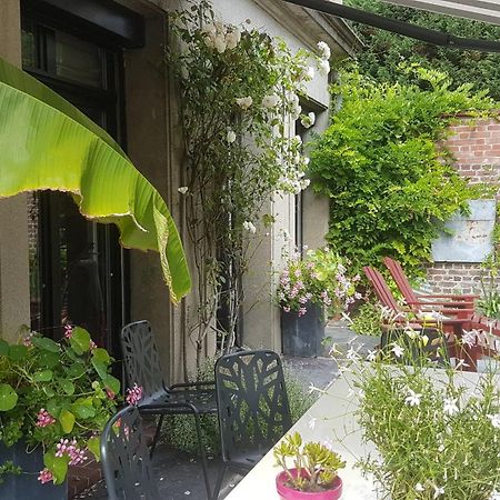 ลา แมซง ดู ซาร์ต Bed & Breakfast วีเนิฟดัสก์ ภายนอก รูปภาพ